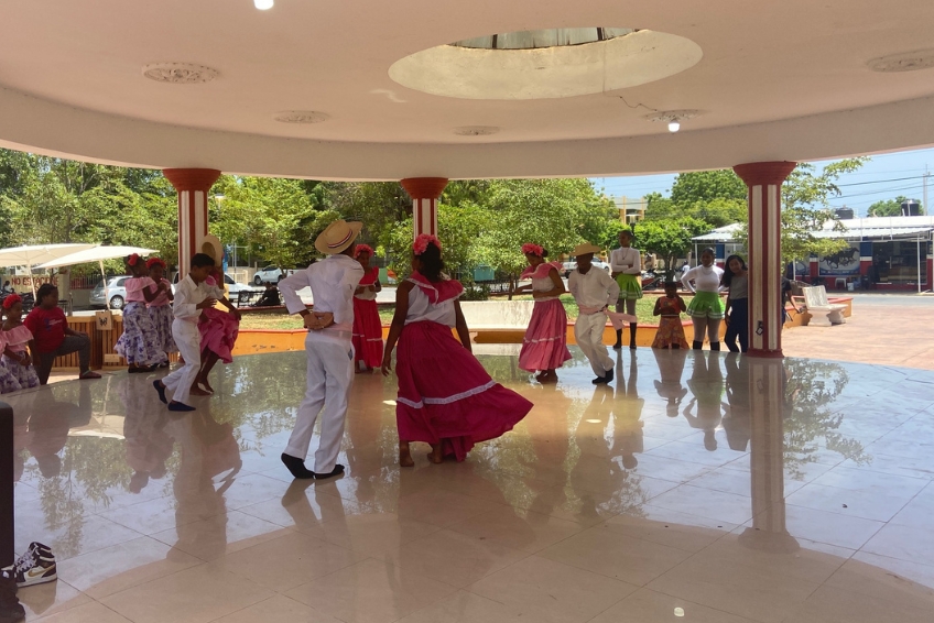 Dancers in Pedernales Town Square
