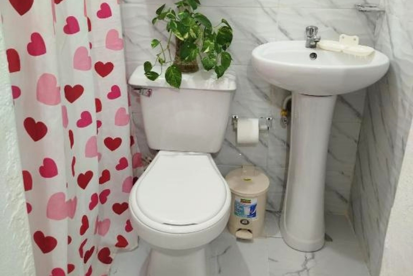 Bathroom at Hotel El Almendro