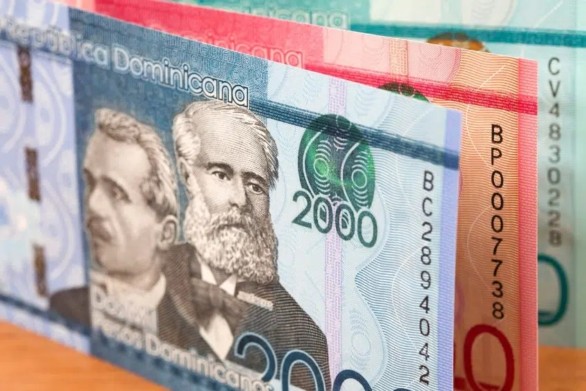 Dominican Republic pesos banknotes